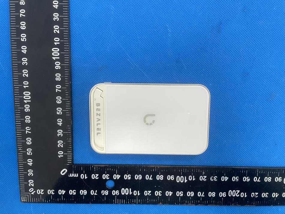 Prelude X Wireless Power Bank - FCC ID 2AS7K-BZ1PX20 - BEZALEL INC.