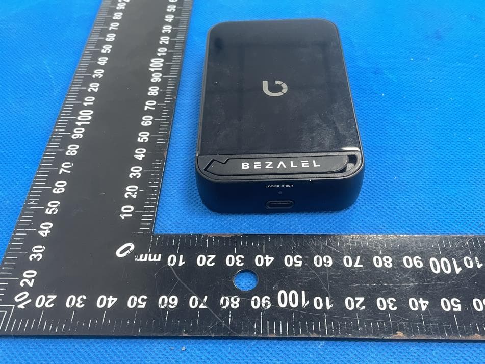 Prelude XR Wireless Power Bank - FCC ID 2AS7K-BZ1PXR20 - BEZALEL INC. (4)