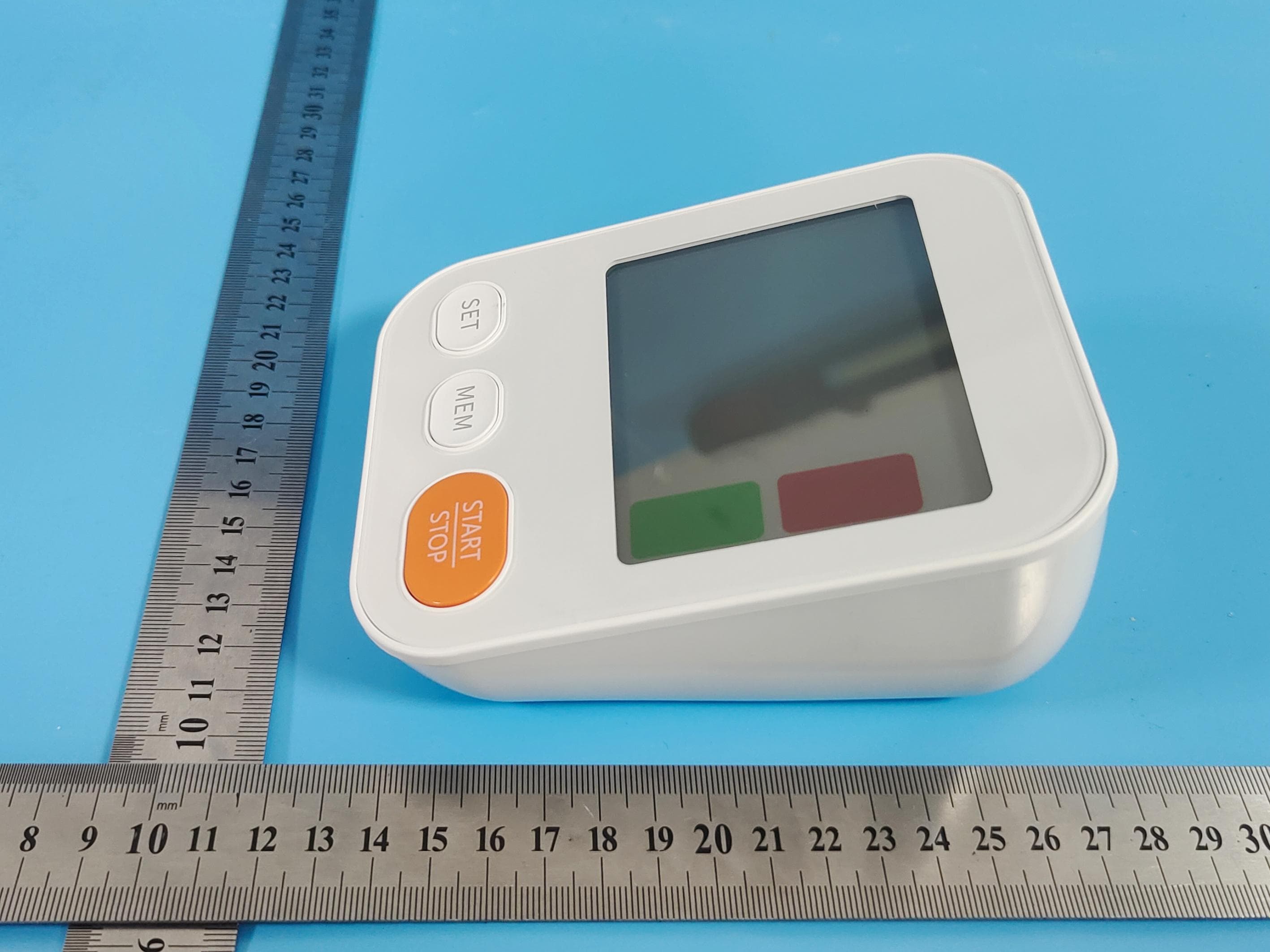 Blood Pressure Monitor - FCC ID 2AS8AA02T - Shenzhen Jamr Technology Co., Ltd (4)