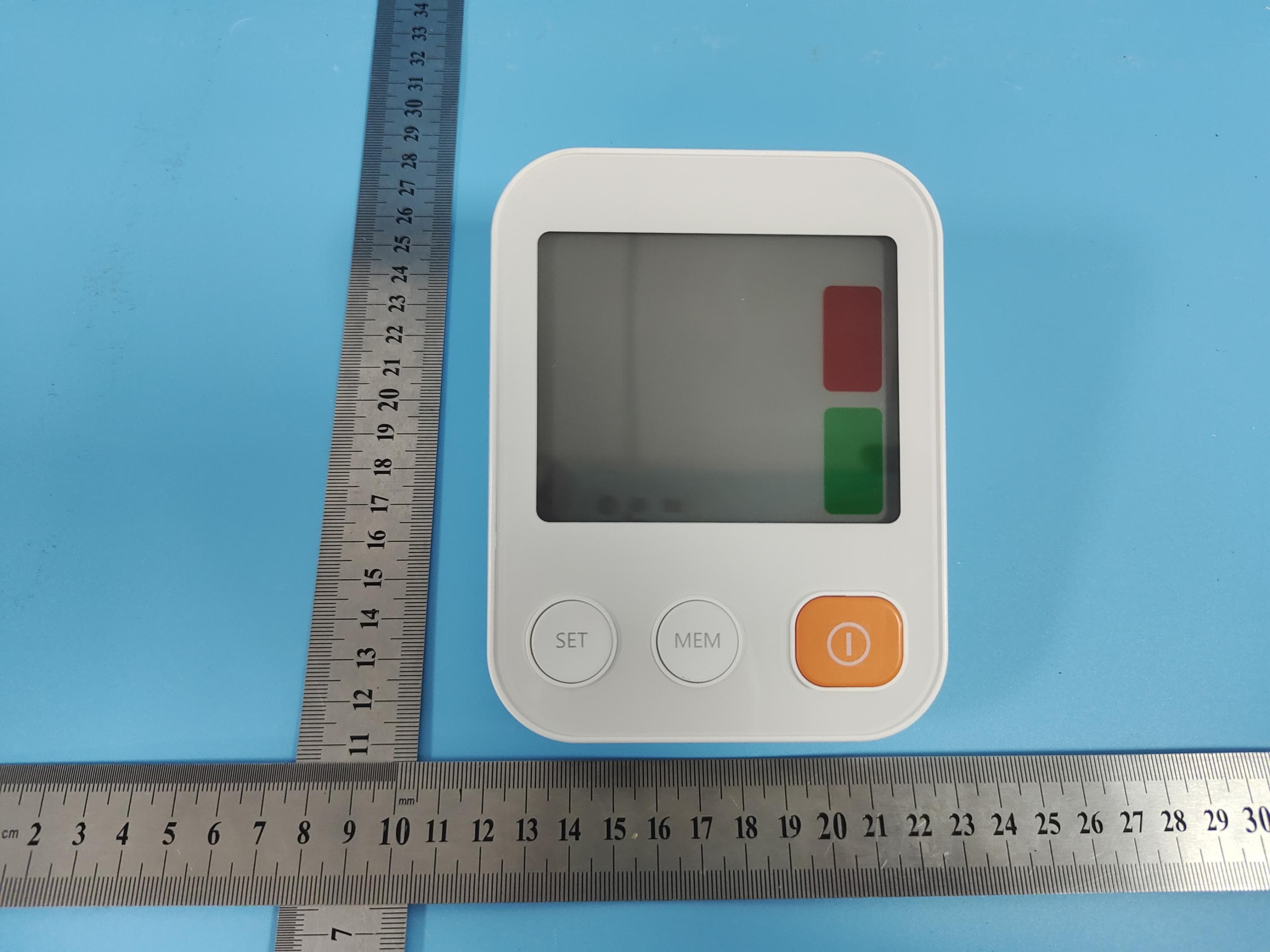 Blood Pressure Monitor - FCC ID 2AS8AA03T - Shenzhen Jamr Technology Co., Ltd (2)