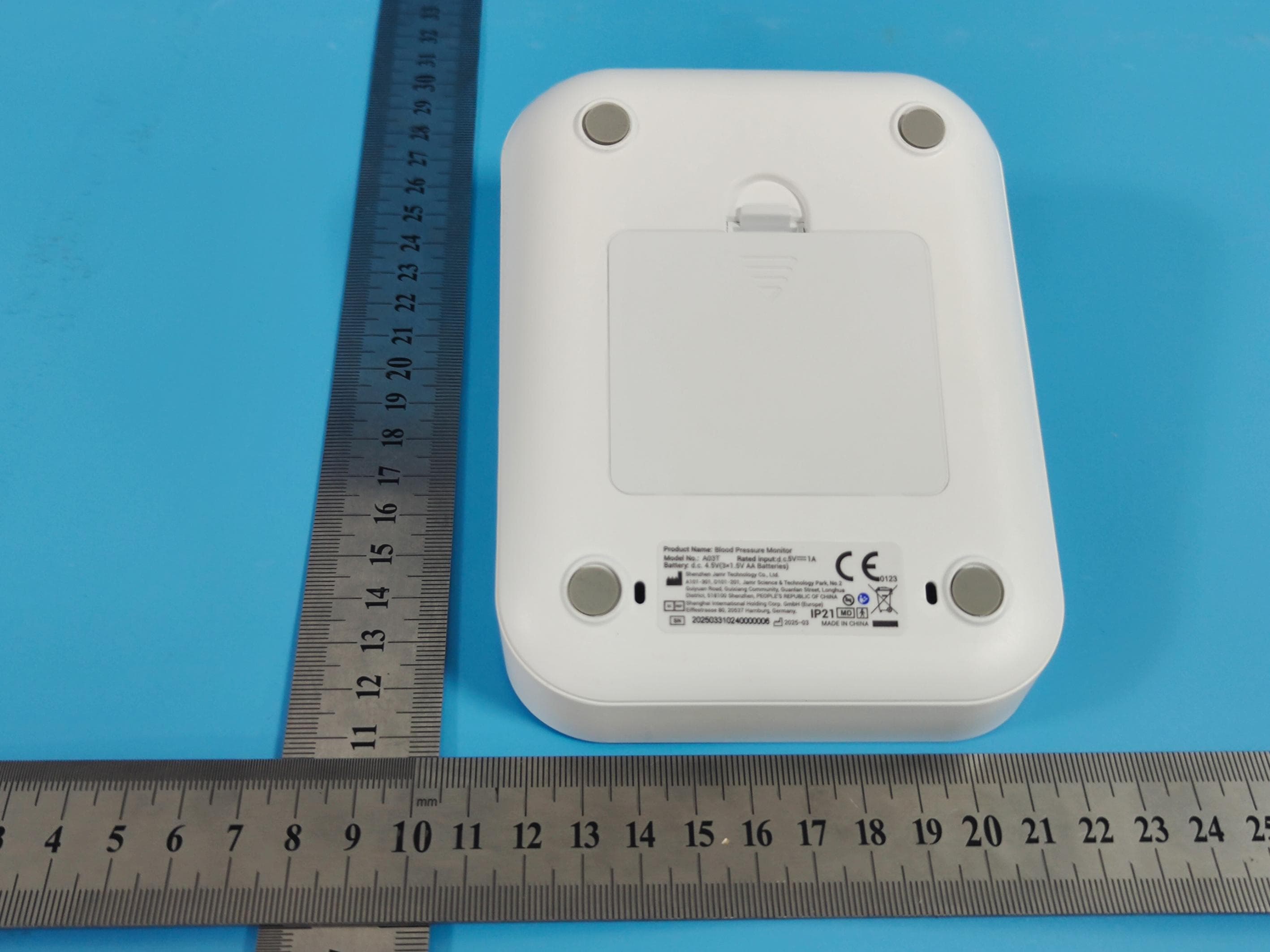 Blood Pressure Monitor - FCC ID 2AS8AA03T - Shenzhen Jamr Technology Co., Ltd (5)