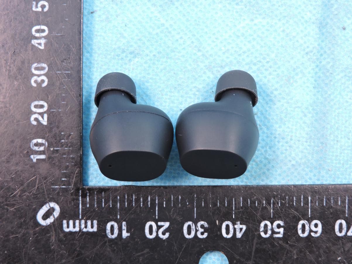 TWS headphone - FCC ID 2AS9DSIFI2 - GuangDong Substanbo Technology Co., Ltd. (5)