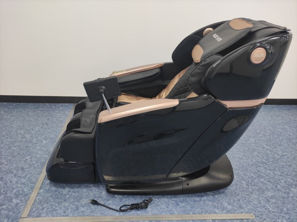 Massage chair - FCC ID 2ASBG-YH9911 - FUJIAN YIHE ELECTRONICS CO., LTD. (5)