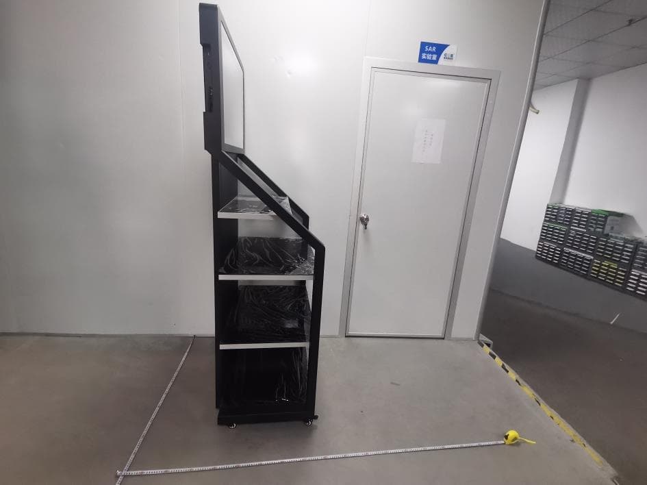32-inch LCD Digital Retail Shelving with Android 11 - FCC ID 2ASCB-DM032NLB - D2G Group LLC (4)