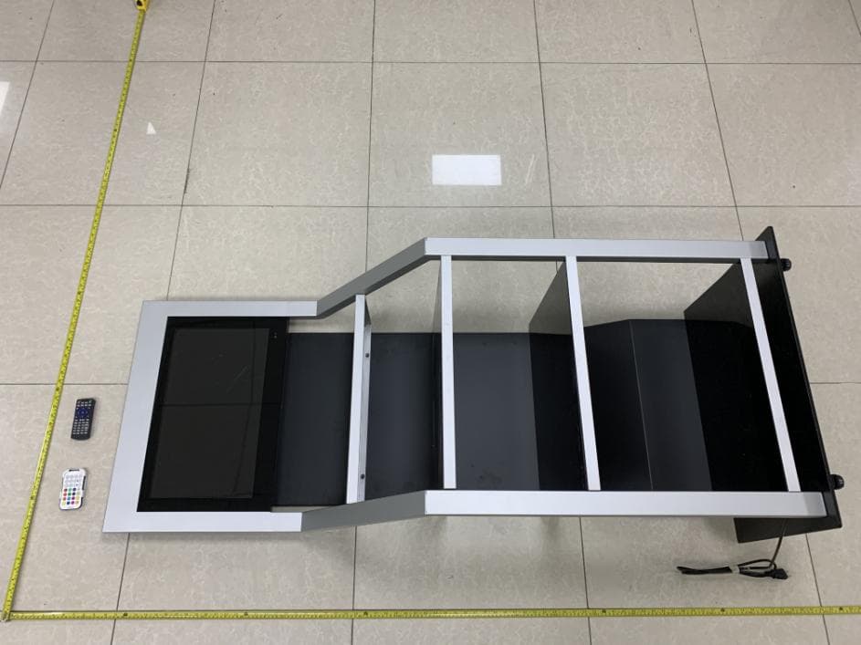 Free Standing Digital Display Shelf w/ LCD Screen - FCC ID 2ASCB-SMFSDDS - D2G Group LLC (3)