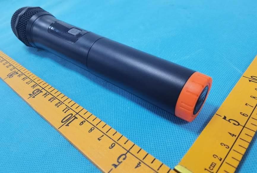 Wireless Microphone - FCC ID 2ASDT-KM22-MIC - ClearClick Software LLC