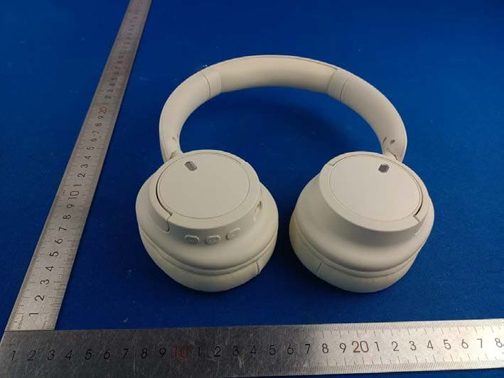 Bluetooth headset - FCC ID 2ASDY-V16 - Dongguan Beevo Industrial Co., Ltd (4)