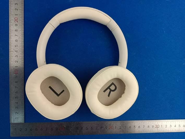 Bluetooth headset - FCC ID 2ASDY-V16 - Dongguan Beevo Industrial Co., Ltd (2)