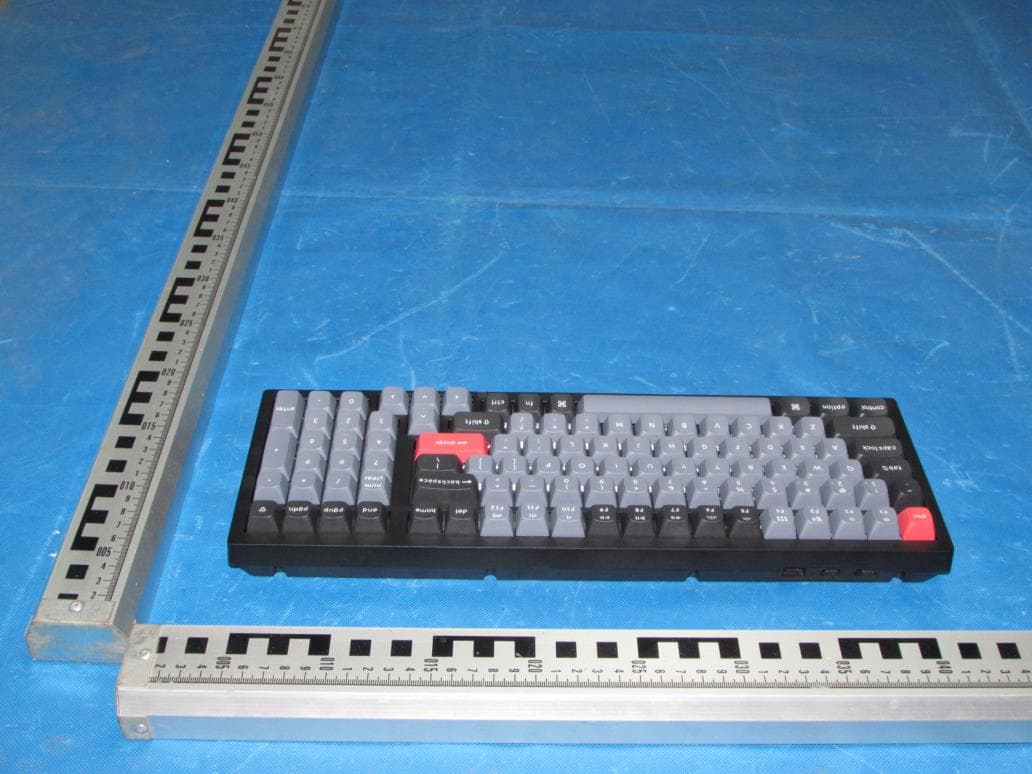 Bluetooth Mechanical Keyboard - FCC ID 2ASF4-K4PRO - Shenzhen Bipu Technology Co., Ltd (2)