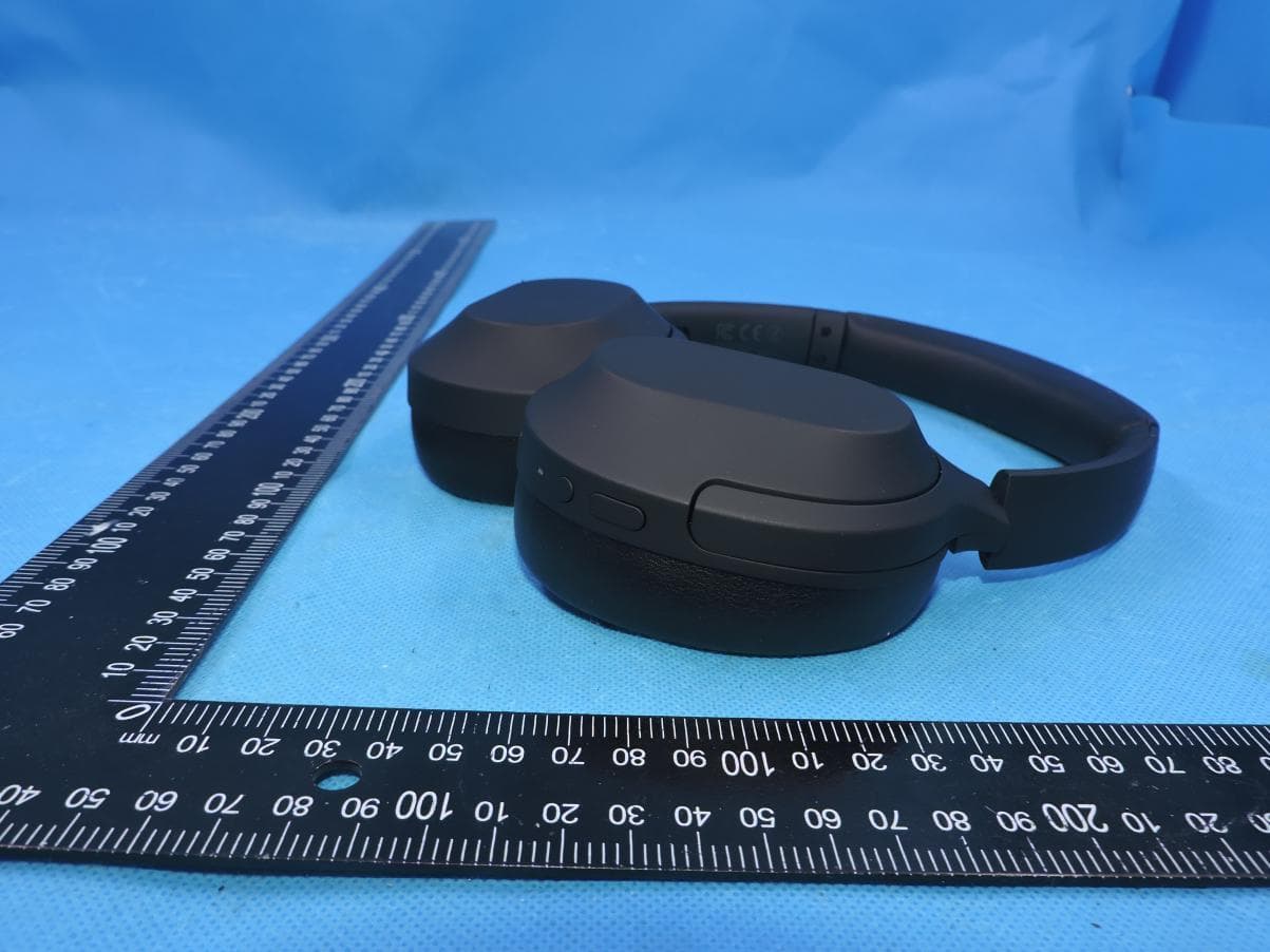 BT&NC Headphone - FCC ID 2ASG4-SAANCFS01 - Status Audio LLC (4)