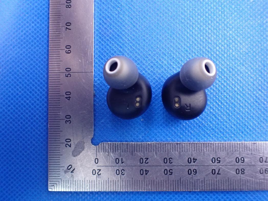 Between Micro (Wireless Earbuds) - FCC ID 2ASG4-SAEEMI - Status Audio LLC (2)