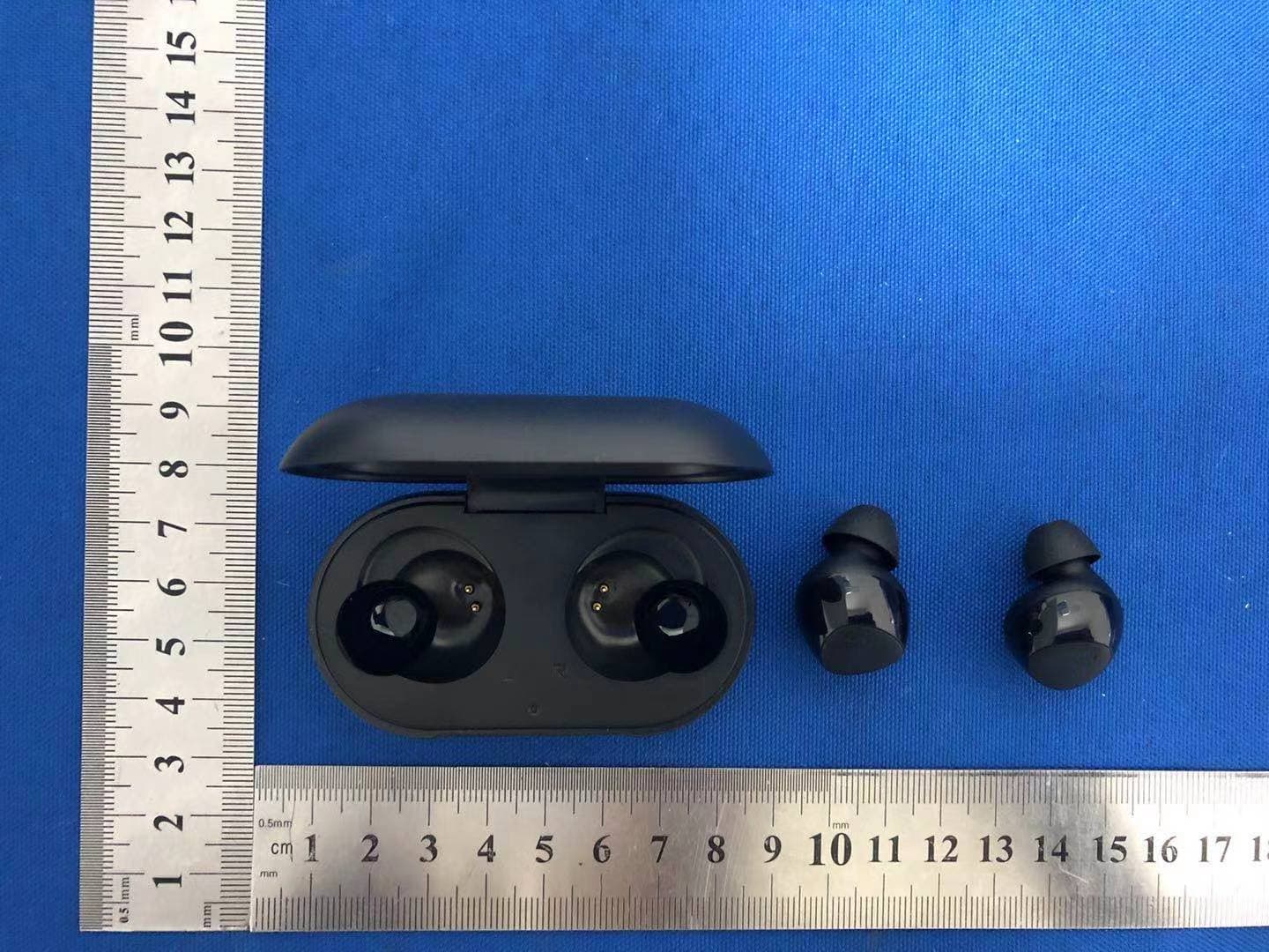 TWS Bluetooth headset - FCC ID 2ASLT-V6L - SHENZHEN XIWXI TECHNOLOGY CO., LTD (3)