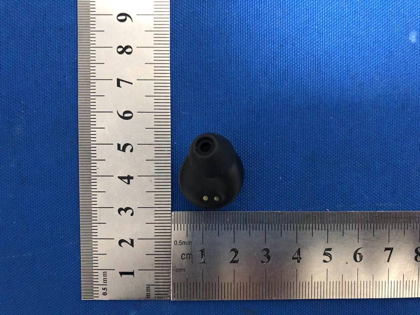 TWS Bluetooth headset - FCC ID 2ASLT-V6L - SHENZHEN XIWXI TECHNOLOGY CO., LTD (2)