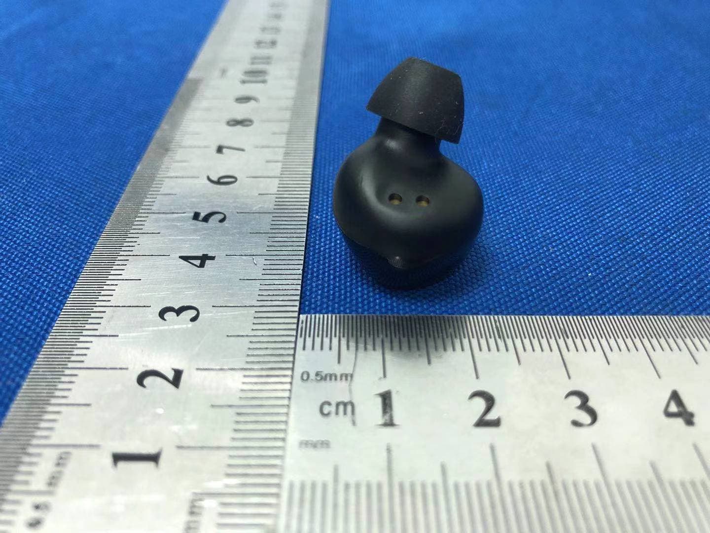 TWS Bluetooth headset - FCC ID 2ASLT-V6R - SHENZHEN XIWXI TECHNOLOGY CO., LTD (5)