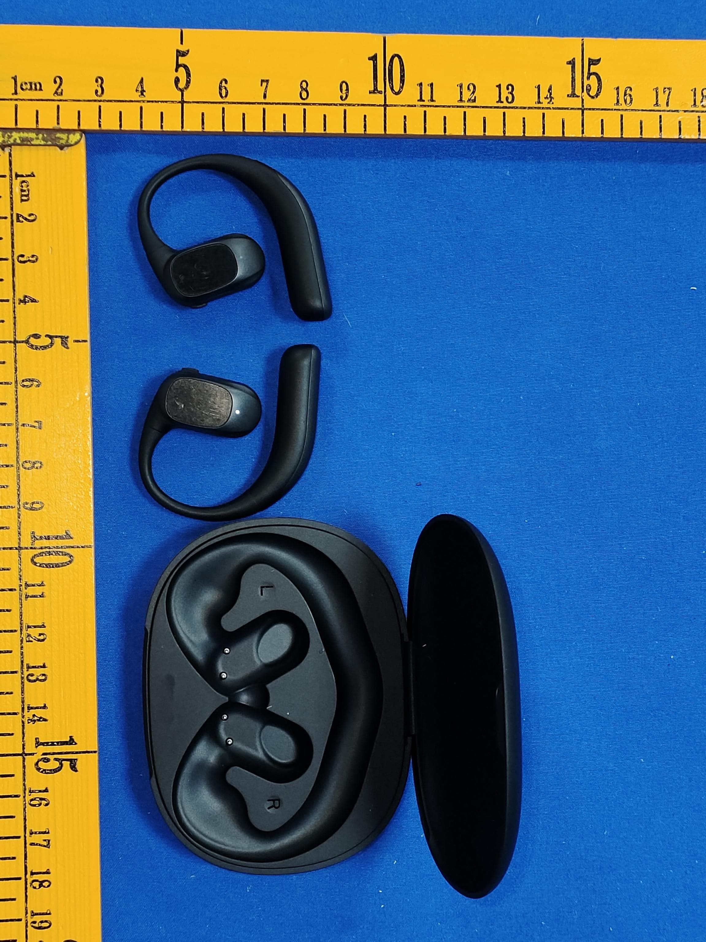 BONE CONDUCTION BLUETOOTH EARPHONES - FCC ID 2ASNB-GS20 - Beijing EROS Technology Co.,Ltd.