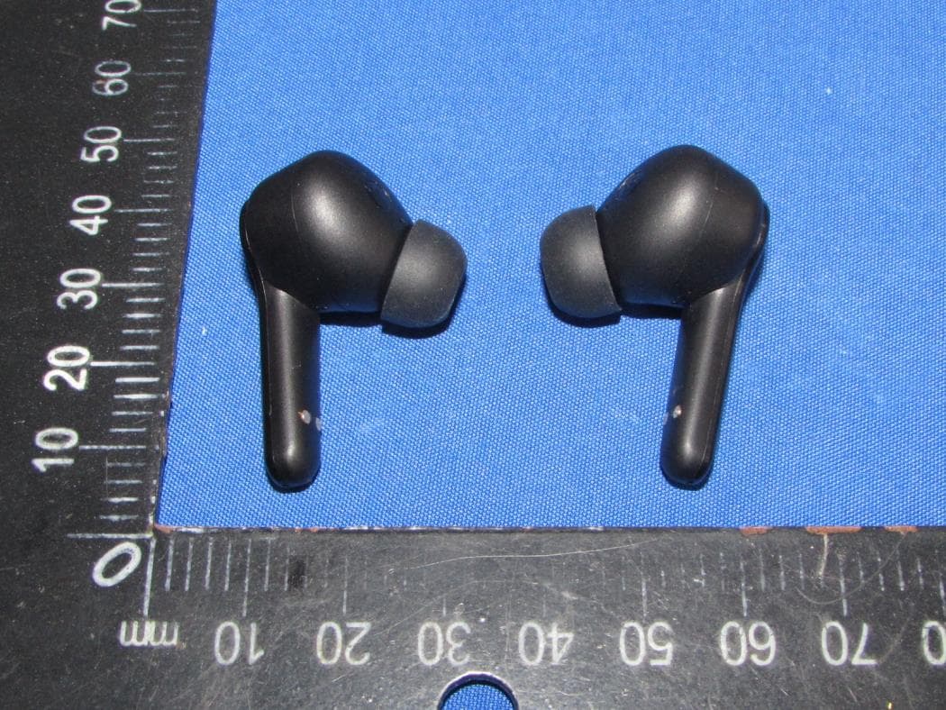 TRUE WIRELESS STEREO BT EARPHONES - FCC ID 2ASNB-TU01 - Beijing EROS Technology Co.,Ltd.