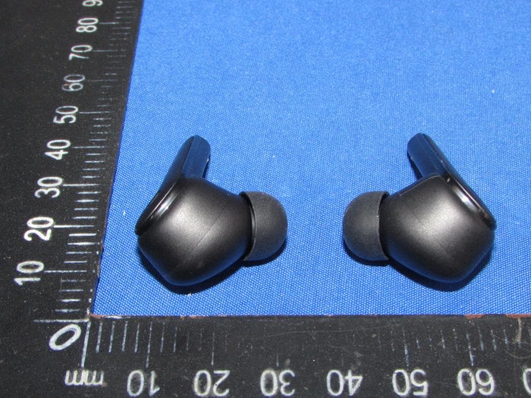 TRUE WIRELESS STEREO BT EARPHONES - FCC ID 2ASNB-TU01 - Beijing EROS Technology Co.,Ltd. (4)