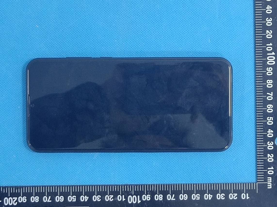 Phone - FCC ID 2ASP8GRAVITYG6 - MAXWEST COMMUNICATION LIMITED (2)