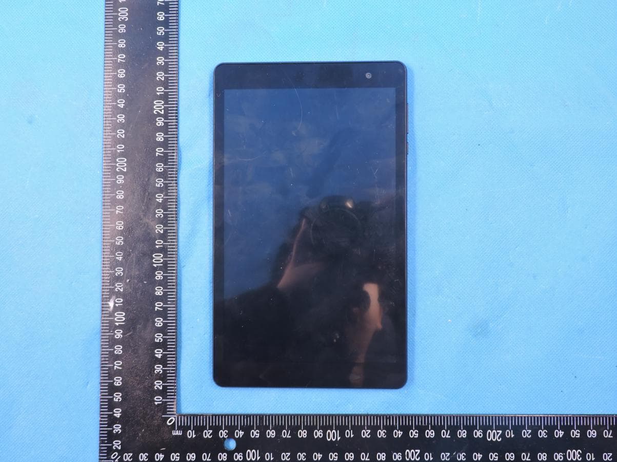Tablet PC - FCC ID 2ASQ8-P8 - Shenzhen Mediafly Technology Co.,LTD (5)