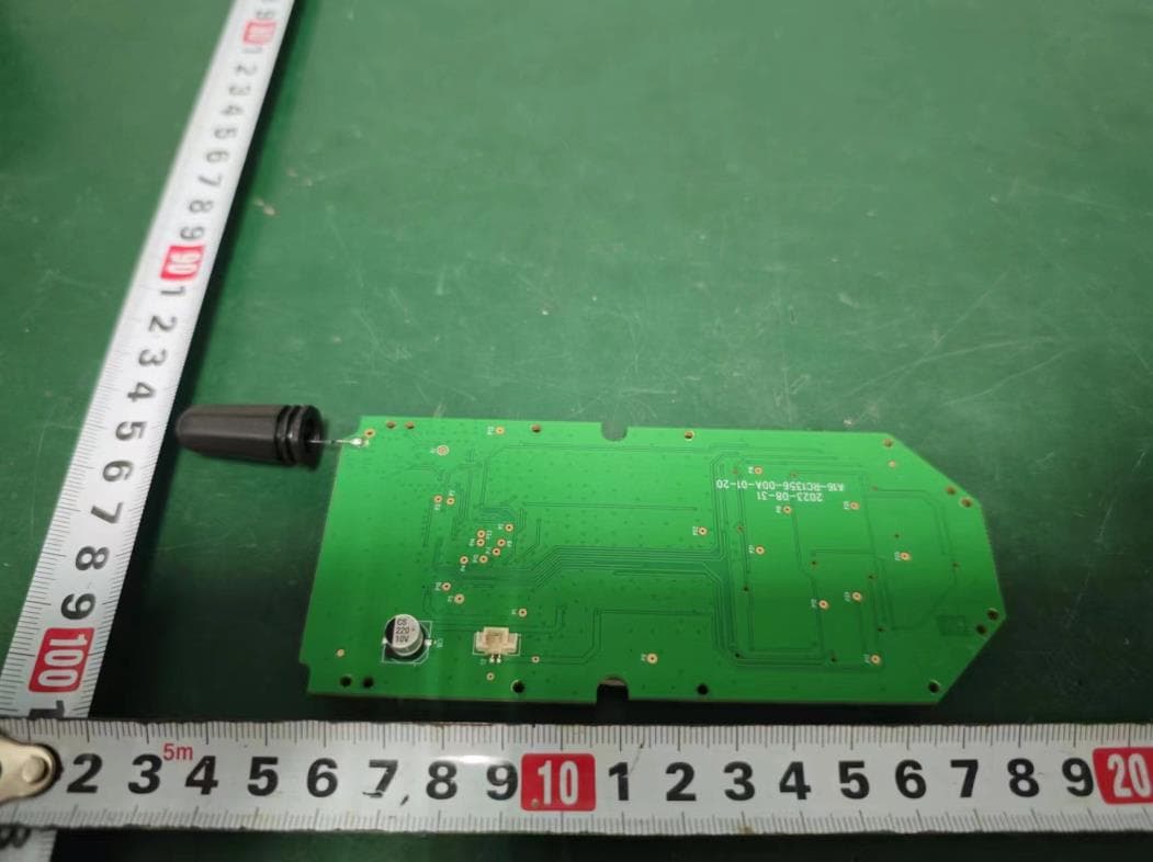 Double Take Electronic Predator Call Remote - FCC ID 2ASQI-39000T - Bushnell Holdings Inc. (5)