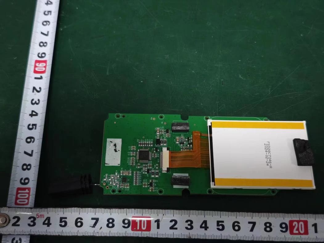 Double Take Electronic Predator Call Remote - FCC ID 2ASQI-39000T - Bushnell Holdings Inc. (3)