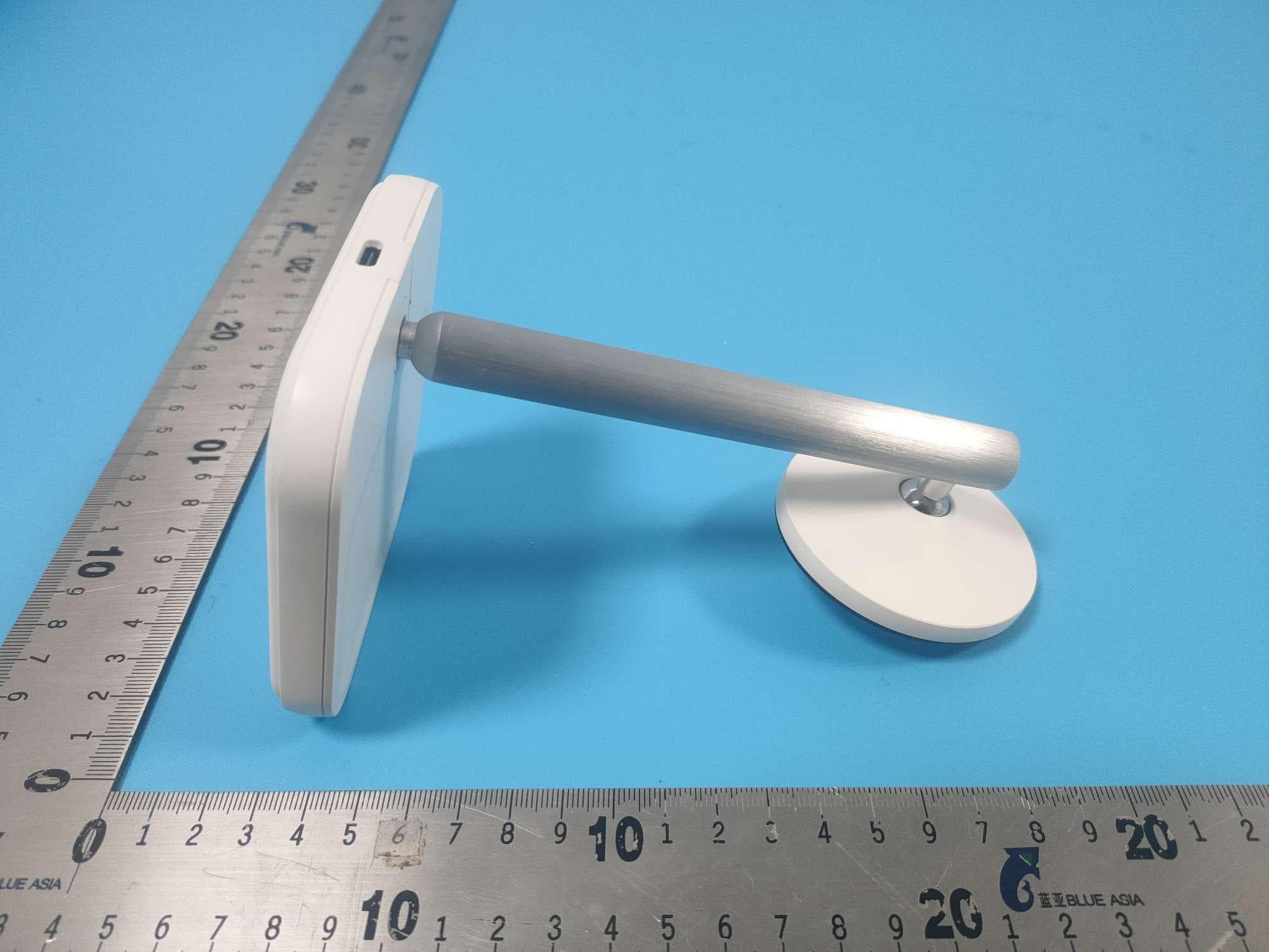 PowerThru TM 2-in-1 Charging Stand - FCC ID 2ASRV-232120FRE - Casetagram Limited (4)