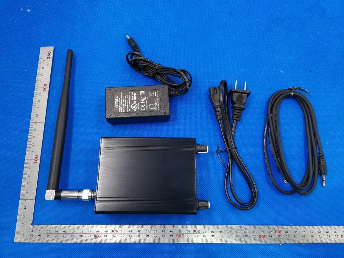 FM transmitter - FCC ID 2ASVO05B-73 - Guangzhou Chuanzhou Electronic Technology co., Ltd