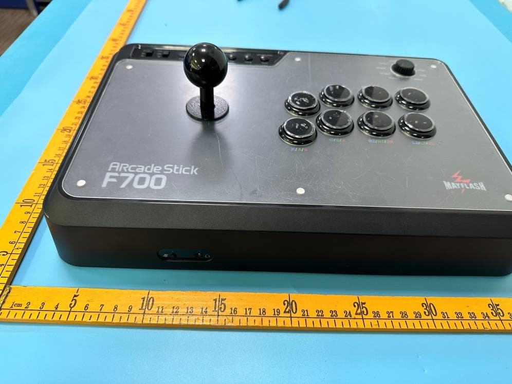 F700 Arcade Stick - FCC ID 2ASVQ-F700 - MAYFLASH LIMITED