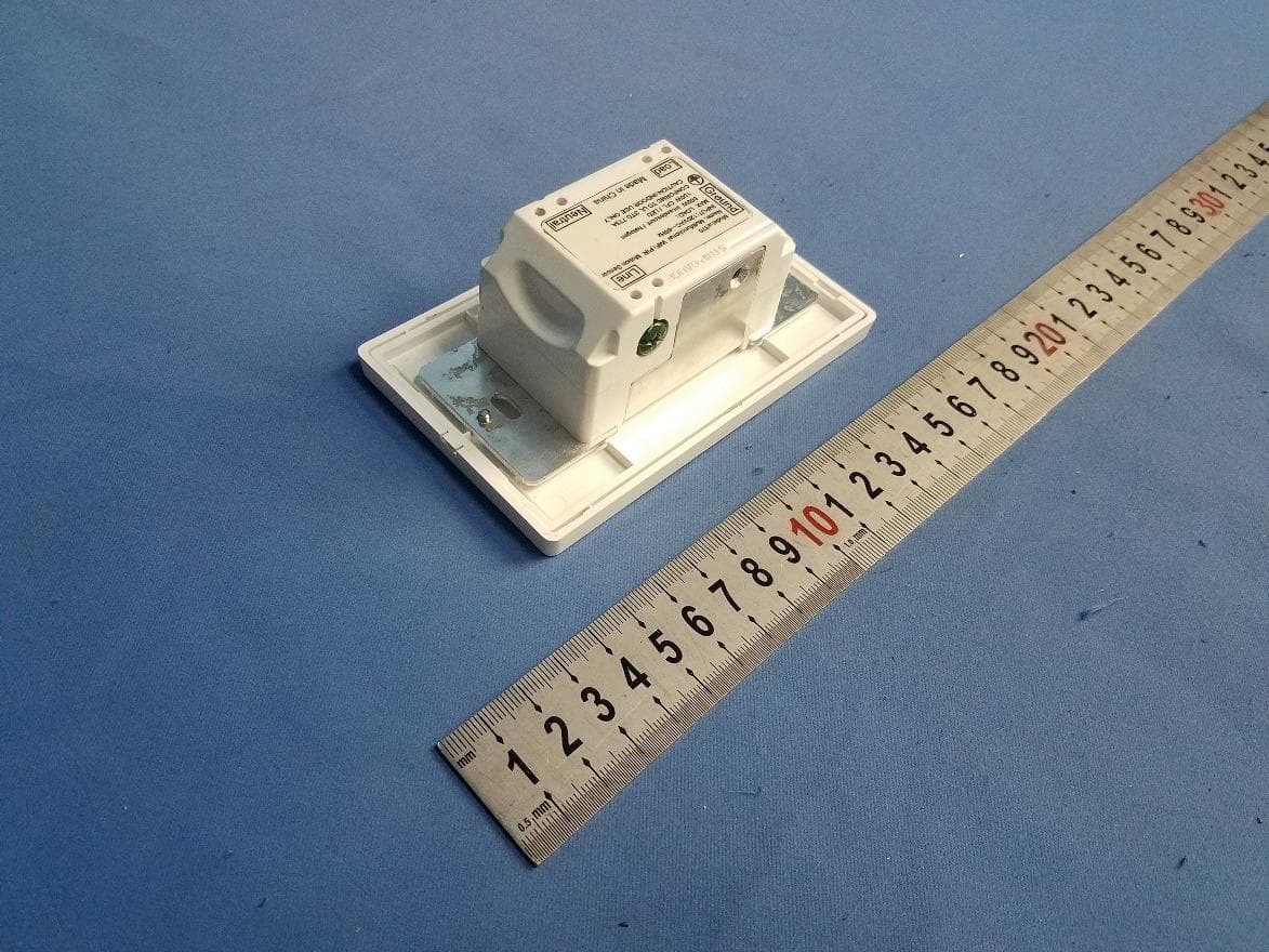 WiFi Gateway PIR ON/OFF Switch - FCC ID 2ASVU-E370 - Shenzhen Asia Bright Industry Co., Ltd (2)