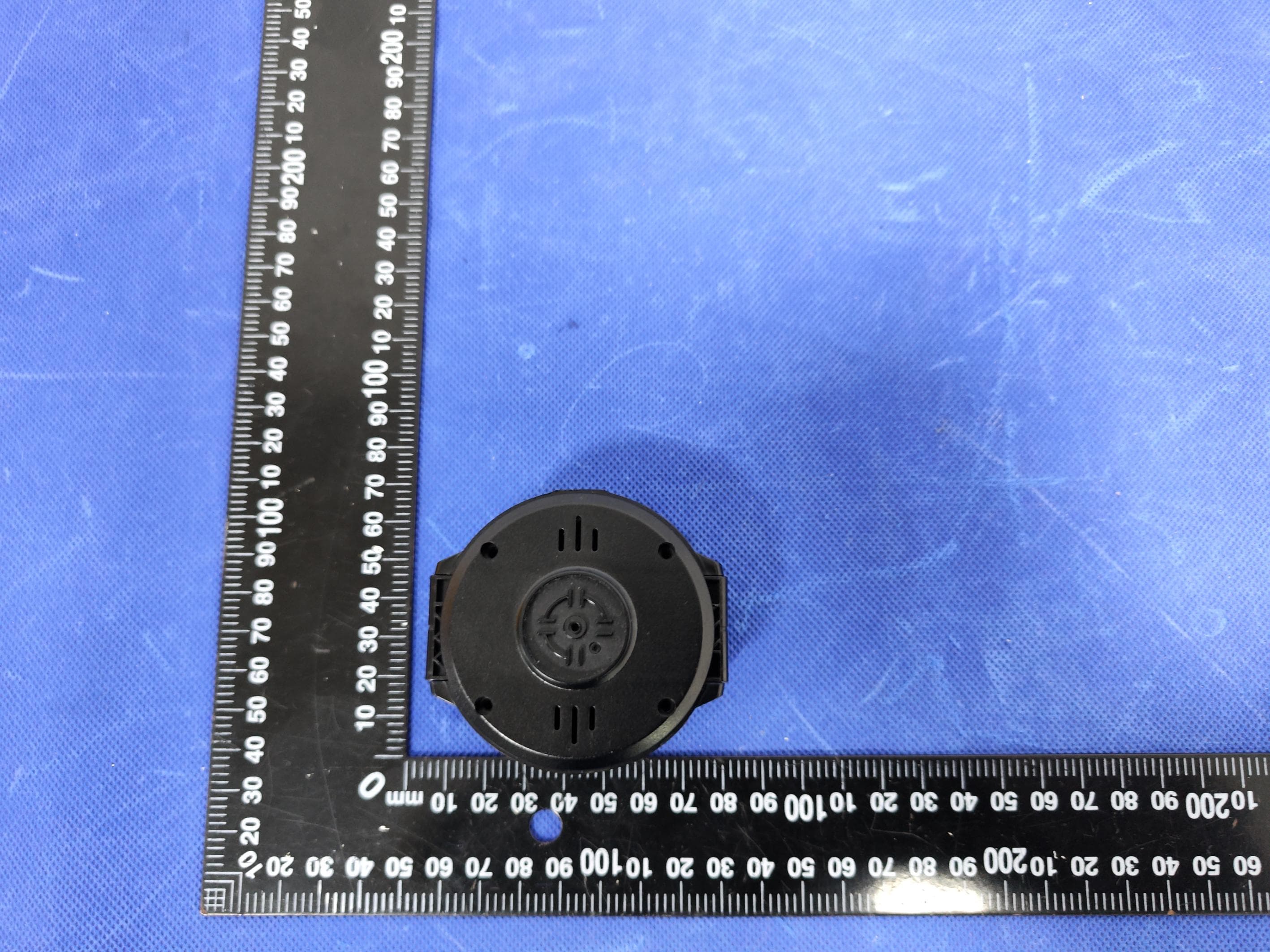 Dash Window Qi Charging Phone holder - FCC ID 2ASVW-BT2-934-2 - Shenzhen Pano Technology Co., Ltd (2)