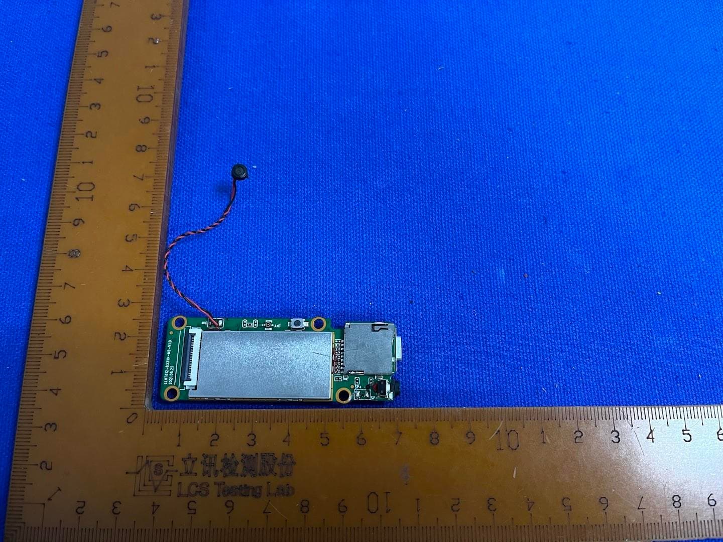 Dashcam - FCC ID 2ASWV-LS07 - Shenzhen  LINGDU Auto Electronics Co., Ltd. (5)