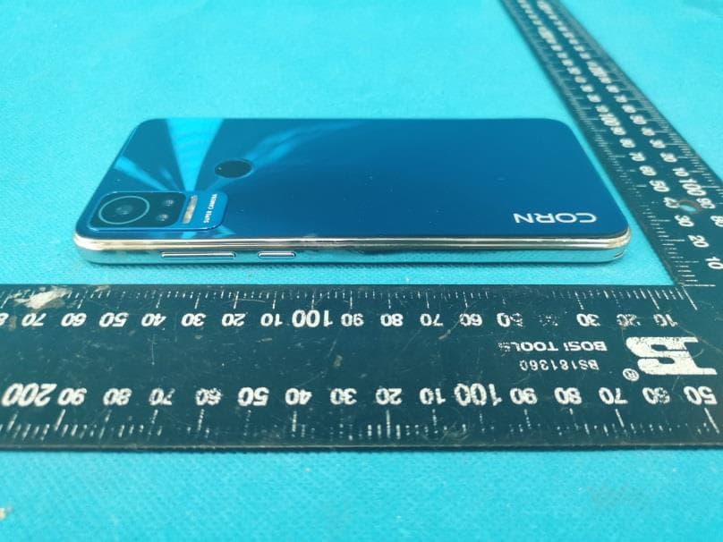 Smart Phone - FCC ID 2ASWWCORNG60 - XINCHUANGXIN INTERNATIONAL CO.,LTD (4)