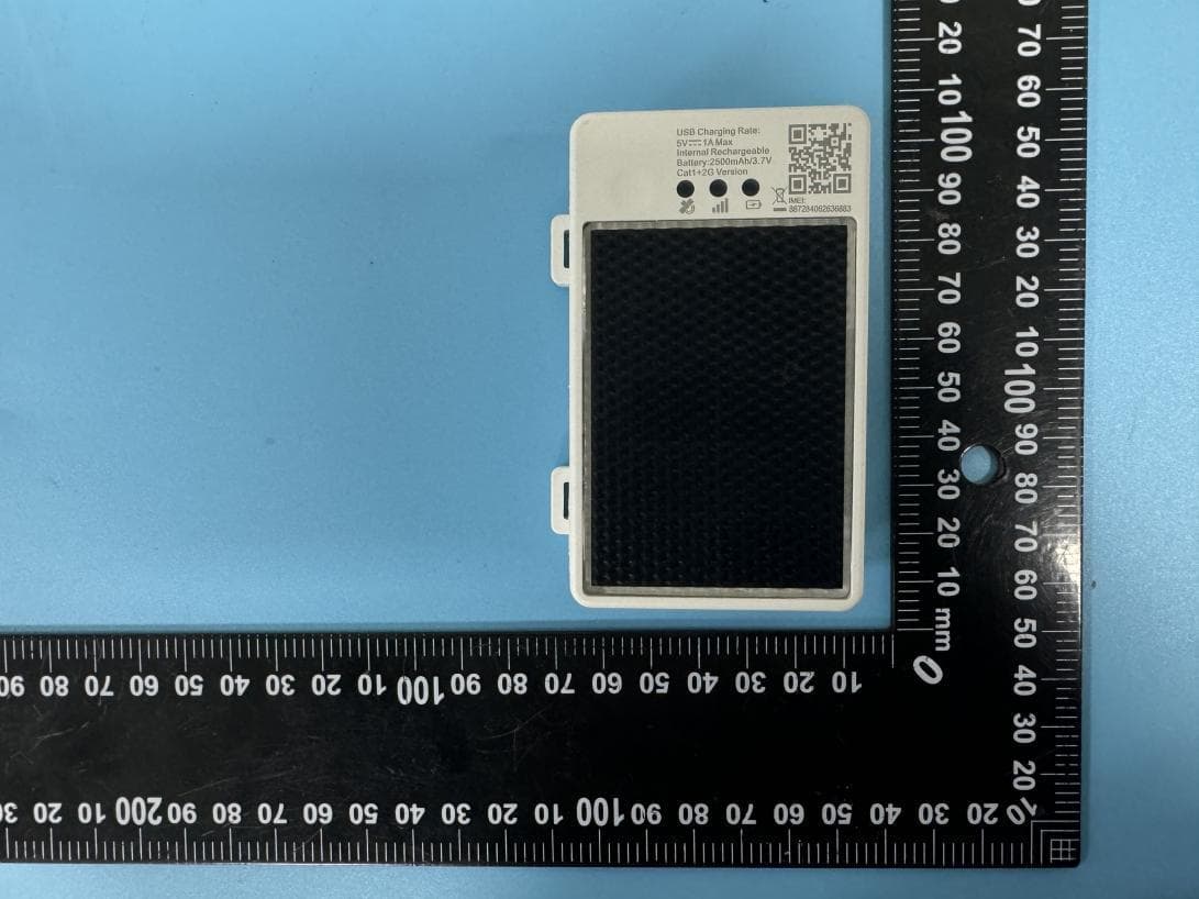 GPS Tracker - FCC ID 2ASWY24SOLARX110 - SHENZHEN TOPFLYtech CO., LIMITED (2)