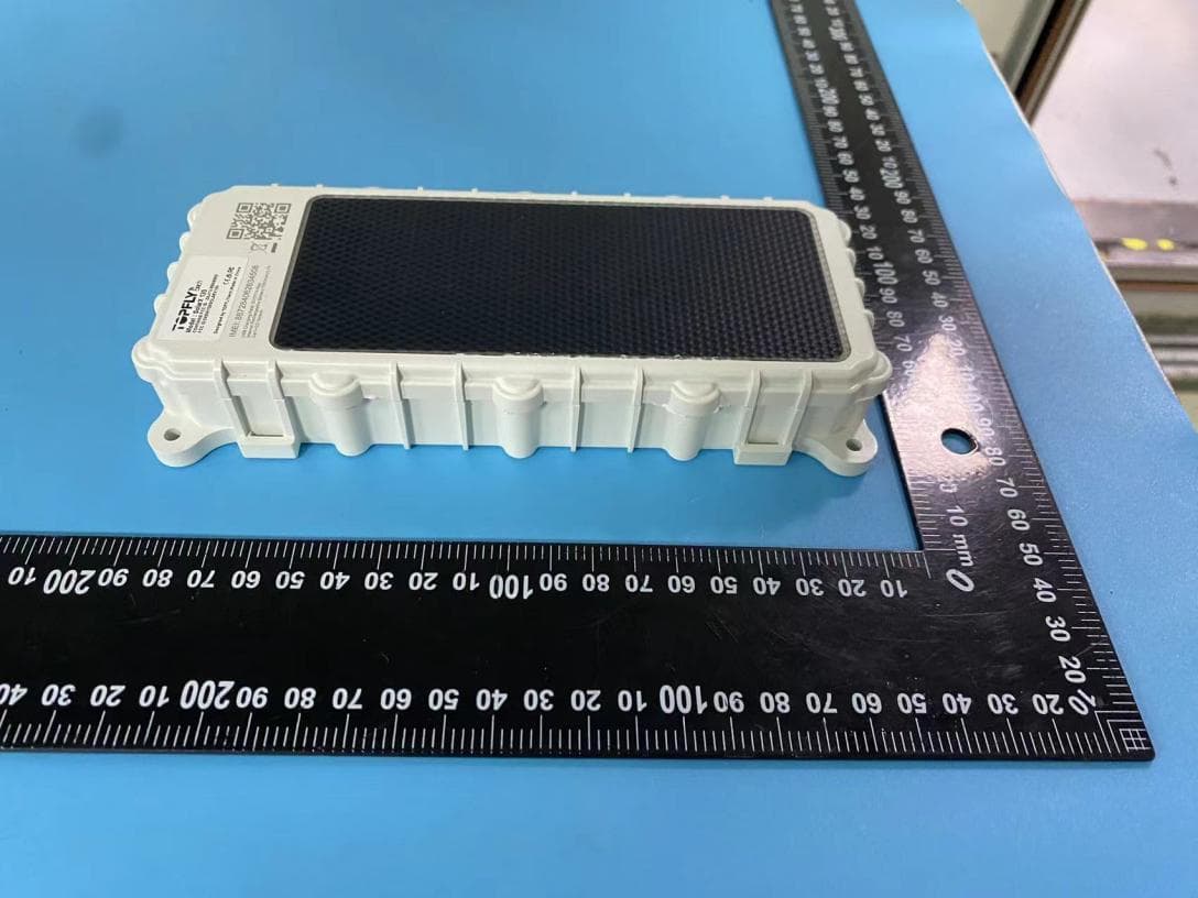 GPS Tracker - FCC ID 2ASWY24SOLARX120 - SHENZHEN TOPFLYtech CO., LIMITED (4)