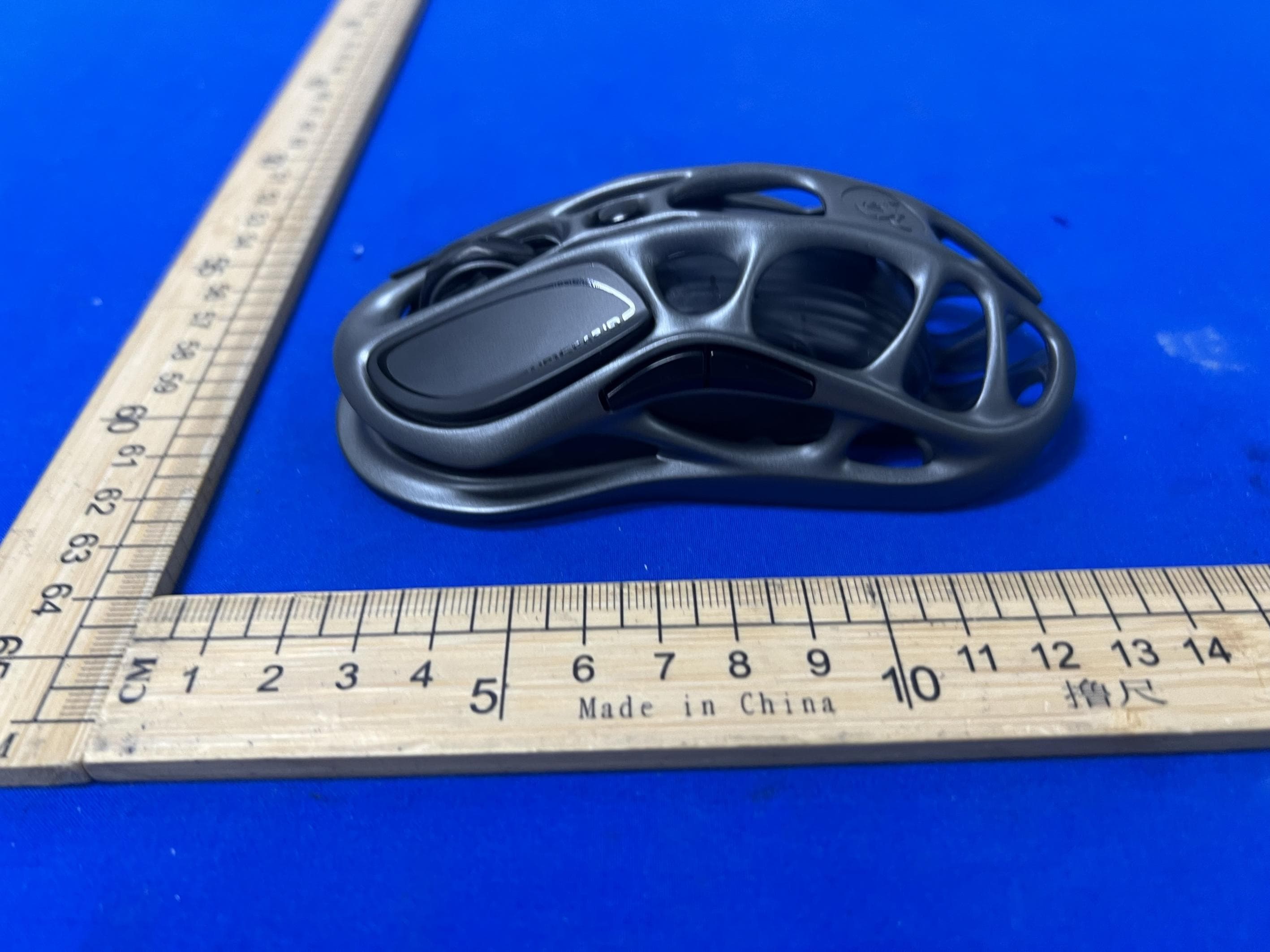 GravaStar Mercury M1 Pro Wireless Gaming Mouse - FCC ID 2ASXF-M1 - ZhuoYe ChuangYi Co., Ltd.