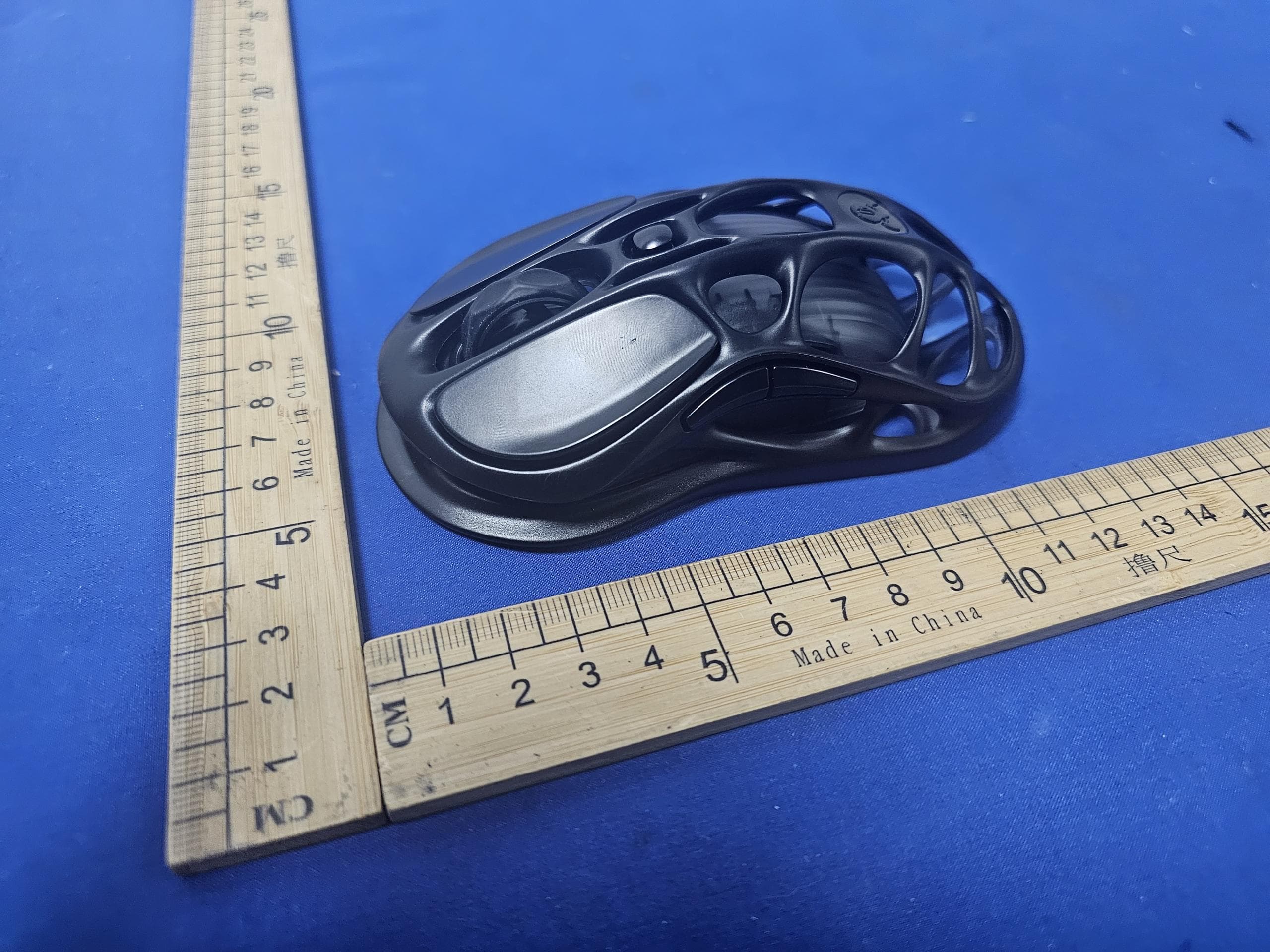 GravaStar Mercury M2 Wireless Gaming Mouse - FCC ID 2ASXF-M2 - ZhuoYe ChuangYi Co., Ltd.
