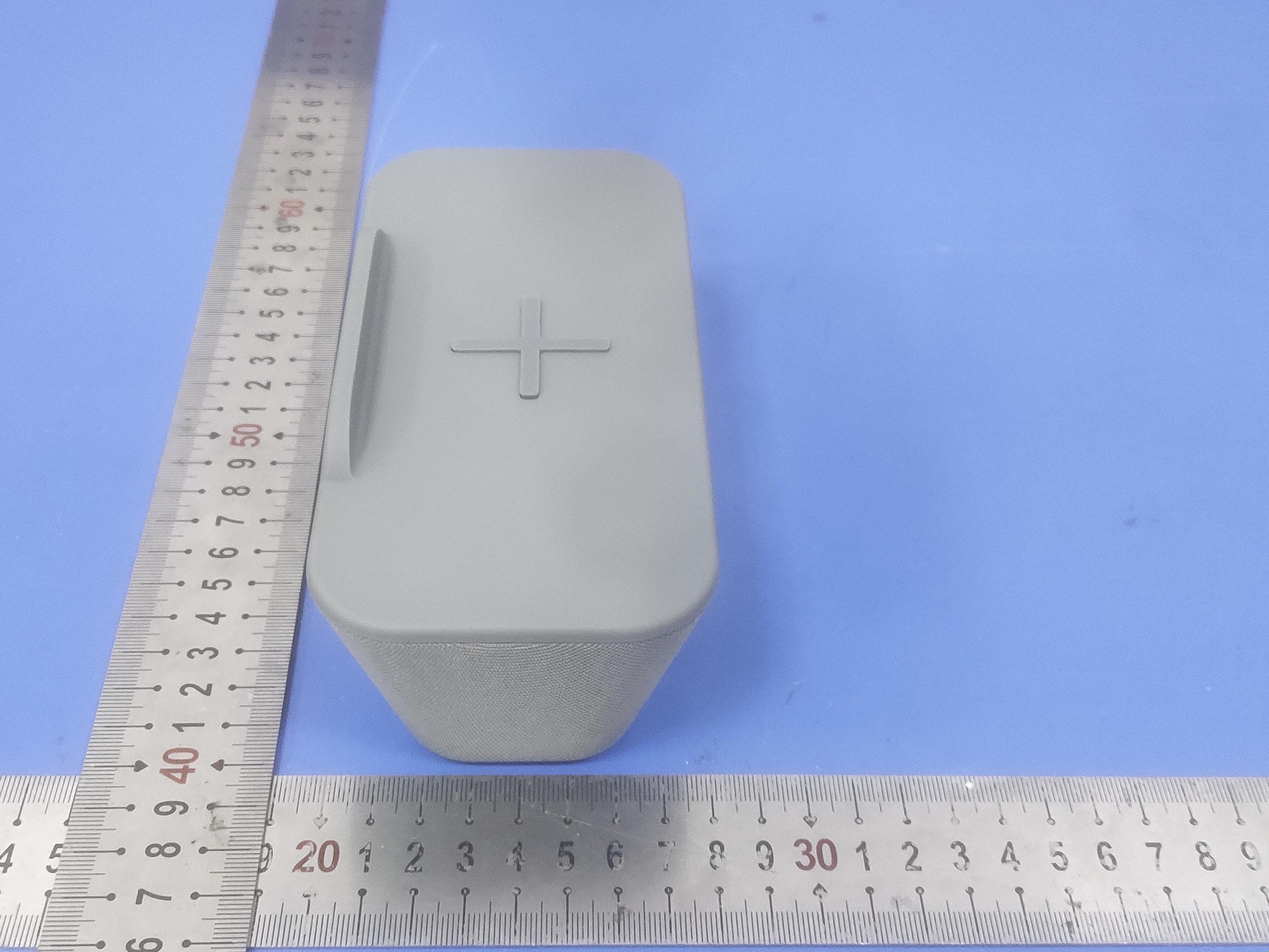 Portable Bluetooth Speaker with Wireless Charging - FCC ID 2ASXG-WJ-202 - Shenzhen Jinlishun Technology Co., Ltd. (3)