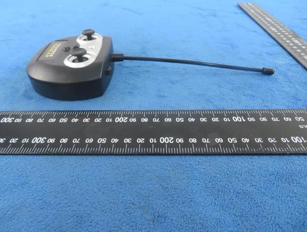 Toy RC Monster Spinning Car - FCC ID 2ASYF-UZL41632327S - FU WING HONG COMPANY LIMITED (3)