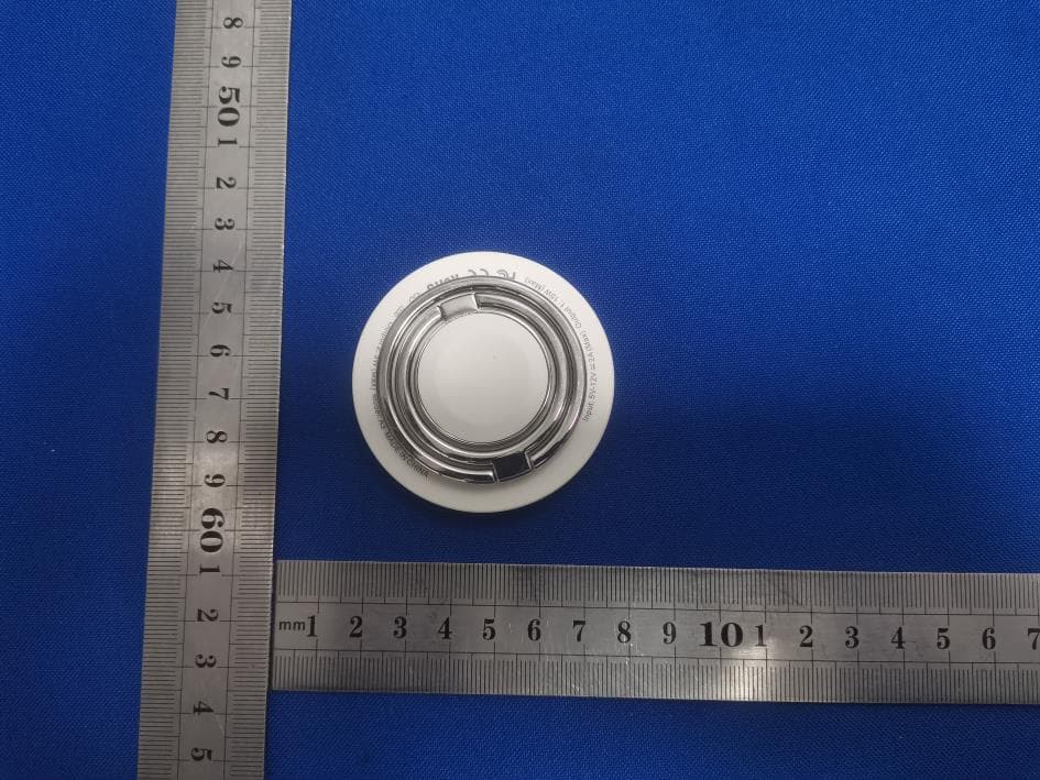 Magnetic wireless charger - FCC ID 2ASYG-A3 - Shenzhen Brainiac Technology Development Co.,Ltd