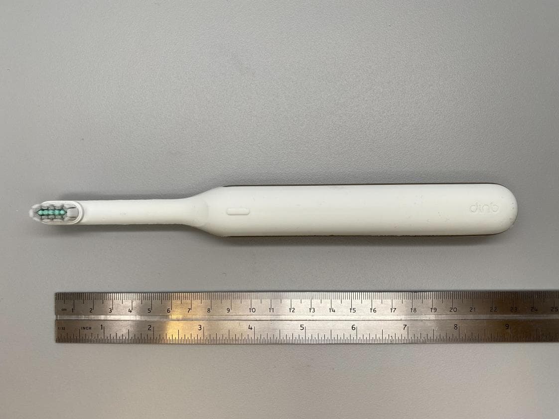 Toothbrush with Bluetooth - FCC ID 2AT6D-S - quip NYC Inc.