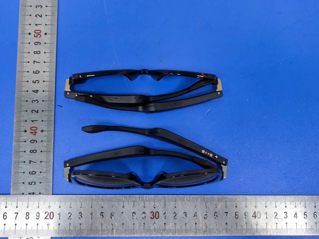 Bluetooth Glasses - FCC ID 2AT6N-AU-LENS - AUSOUNDS INTELLIGENCE, LLC