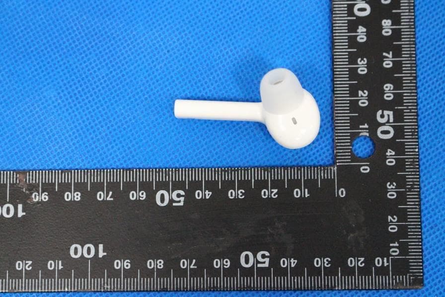AU-stream - FCC ID 2AT6N-B20 - AUSOUNDS INTELLIGENCE, LLC (2)