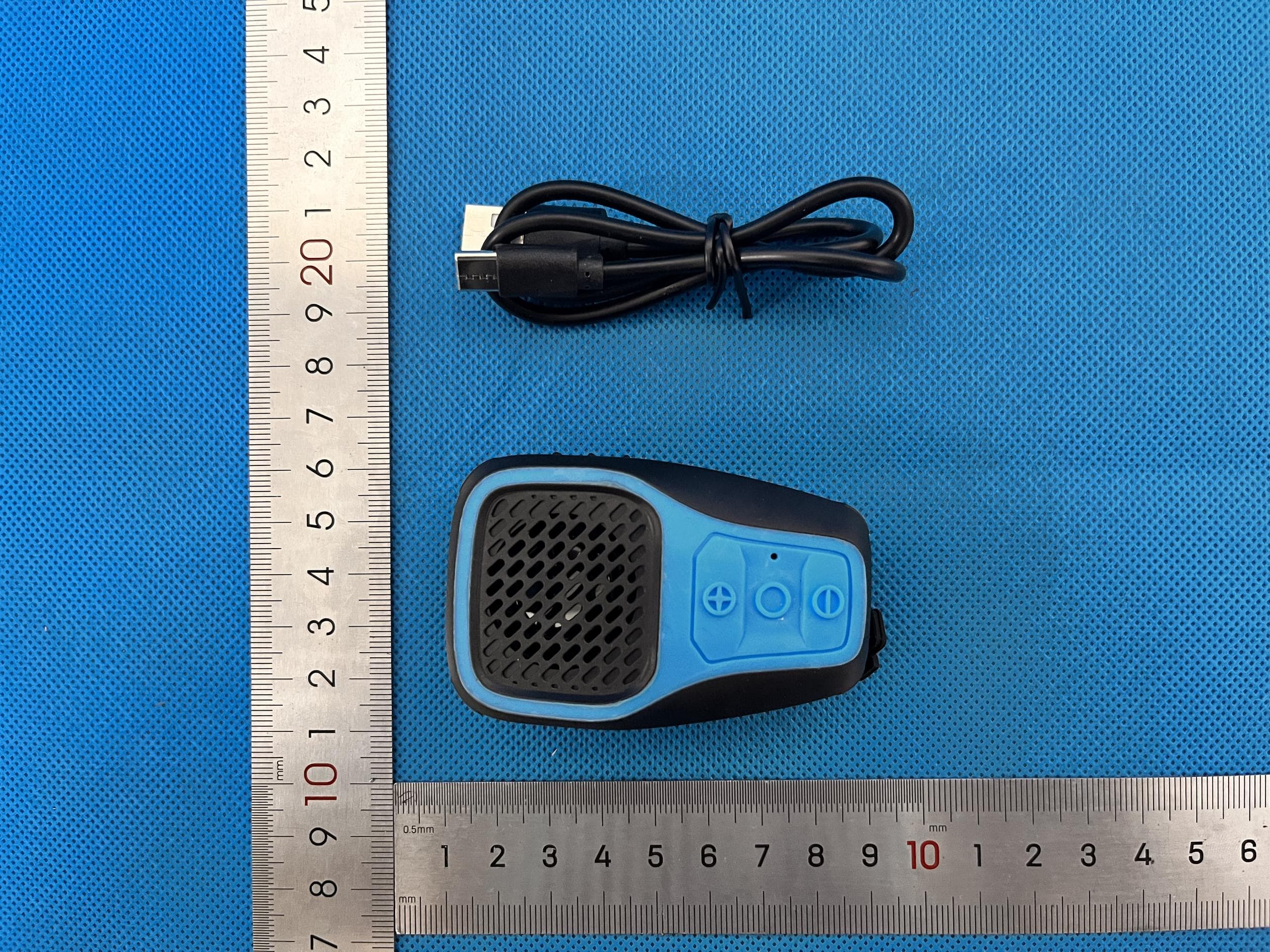 Wearable Mini Speaker - FCC ID 2AT7C-MZ628 - Shenzhen Innosystem Technology Co., Ltd