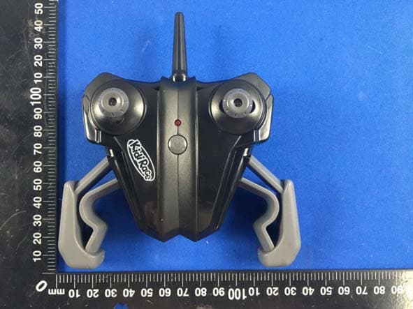 2.4G Bump N Eject RC Bumper Cars - FCC ID 2AT8W-TG637-03 - Paramount Zone Limited (4)