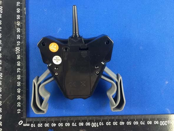 2.4G Bump N Eject RC Bumper Cars - FCC ID 2AT8W-TG637-03 - Paramount Zone Limited (5)