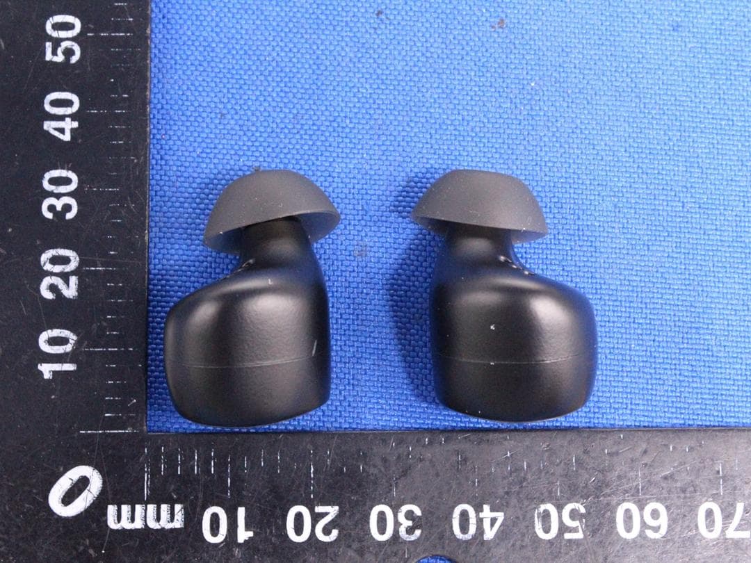 Bluetooth earphone - FCC ID 2AT8X-FALCONPRO - Noble HiFi. LLC