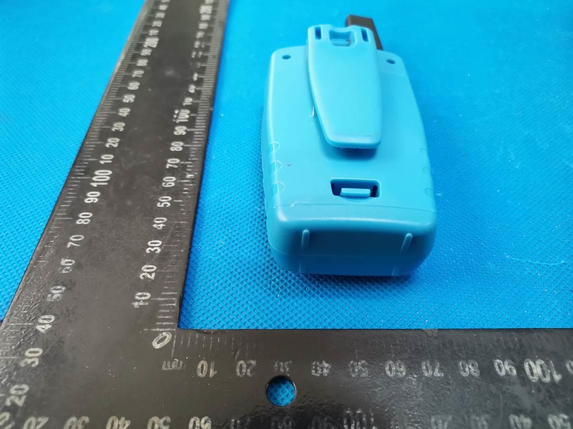 Walkie talkie - FCC ID 2AT9H-UUT51818 - Shenzhen Unison Technology Co., Ltd. (5)