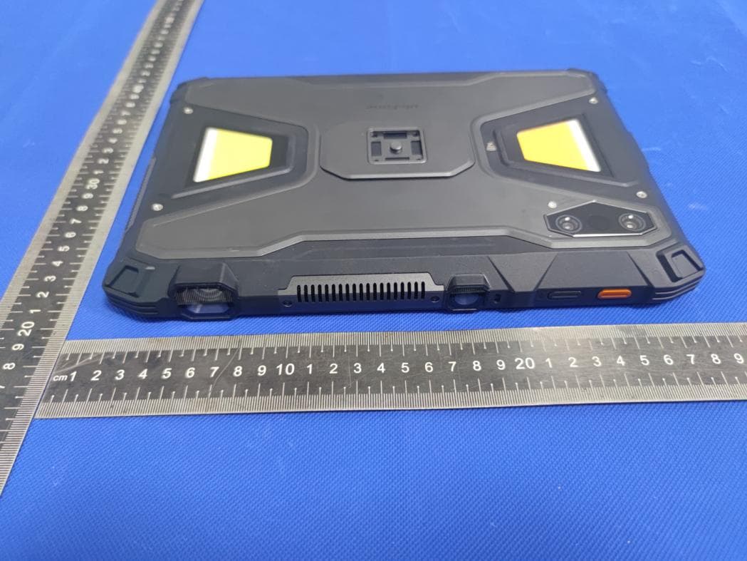 Tablet - FCC ID 2AT9T-8000 - Shenzhen Ulefone Technology Co., Ltd. (4)