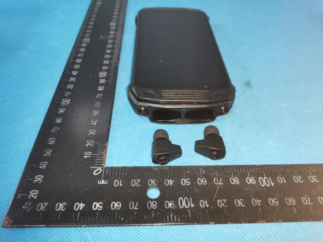 TRUE WIRELESS EARBUDS - FCC ID 2AT9T-UBUDSINSIDE - Shenzhen Ulefone Technology Co., Ltd. (3)