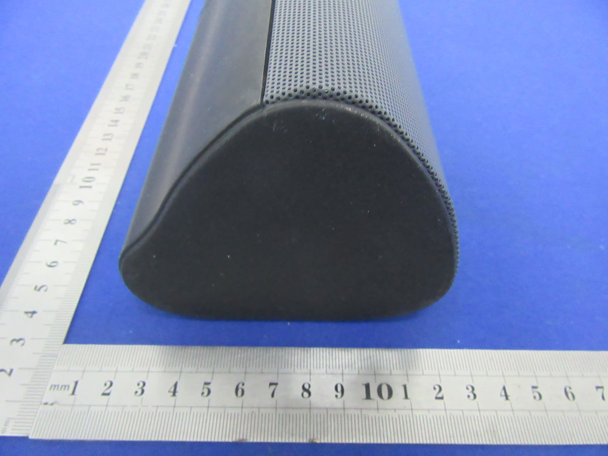 Bluetooth Speaker - FCC ID 2AT9XSC-1766BT - Shenzhen M&lak Industry Co., Ltd (3)
